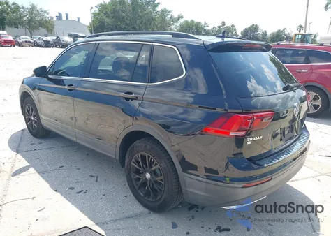 2019 Volkswagen Tiguan 2.0T Se/2.0T Sel/2.0T Sel R-Line/2.0T Sel R-Line Black из США, поврежденный, VIN 3VV3B7AX6KM098772